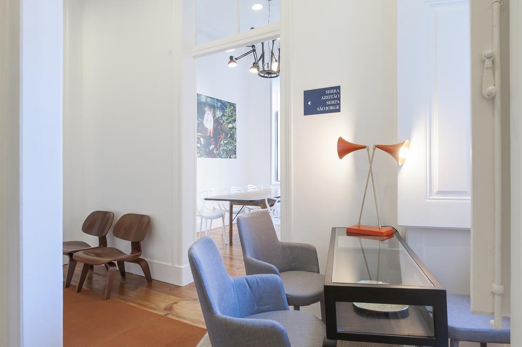 Lisbon Cheese & Wine Suites Екстериор снимка